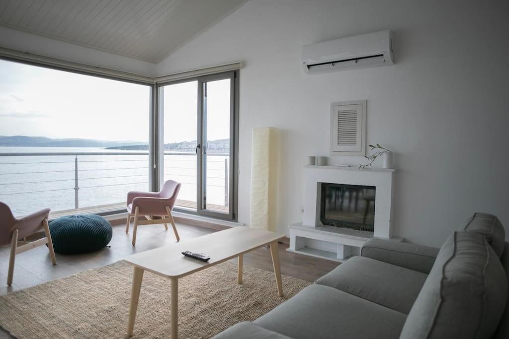 فيلا Yfn Urla Seaside House Balikliova المظهر الخارجي الصورة